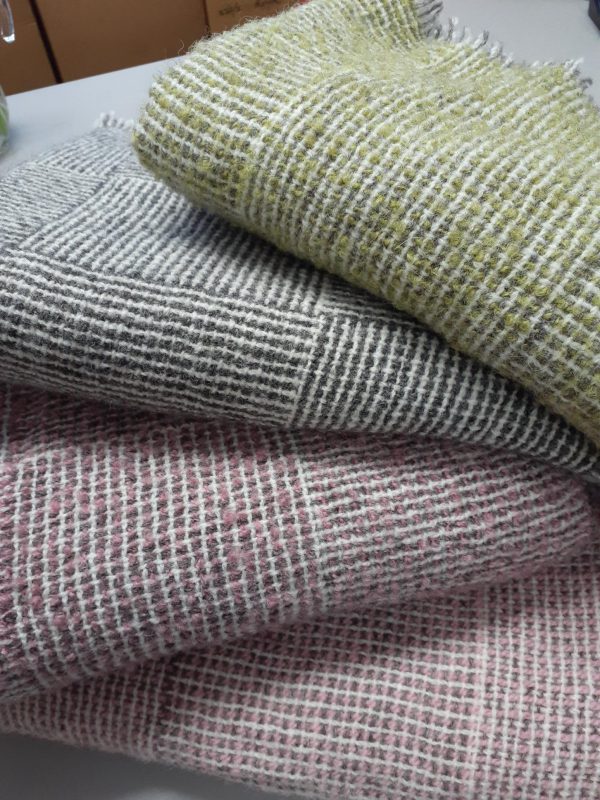 Woven Chalet Cot Blanket