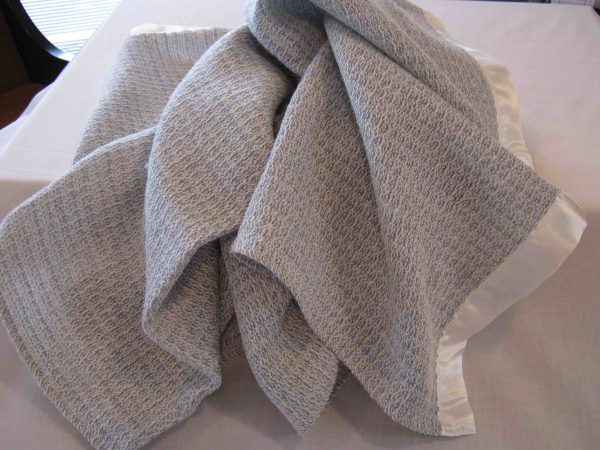 Baby Wrap/Cot Blankets (AWT16) Pastel and Fun Colours - Image 12