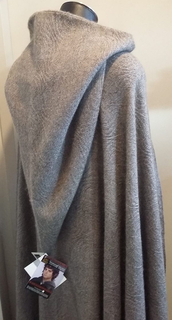 Fellowship Cloaks - Authentic Trilogy Collection - Two sizes - Image 2