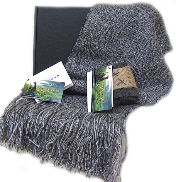Movie Pack 2- Gandalf Scarf, Gloves and Gandalf Mask - Special - Image 6