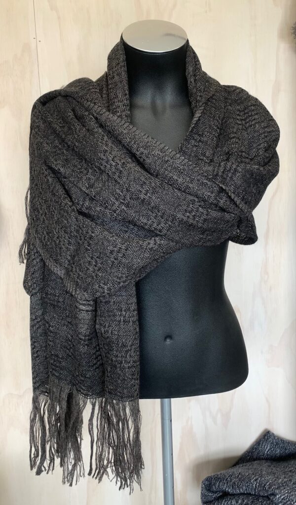 Rich Lace Wraps Sale Colours - Image 4