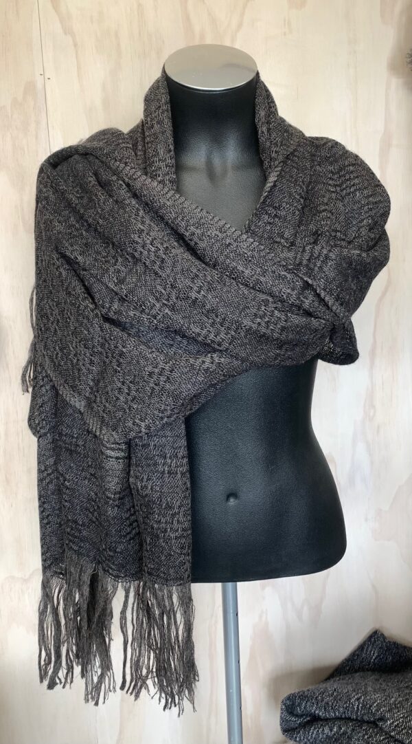 Rich Lace Wraps Sale Colours