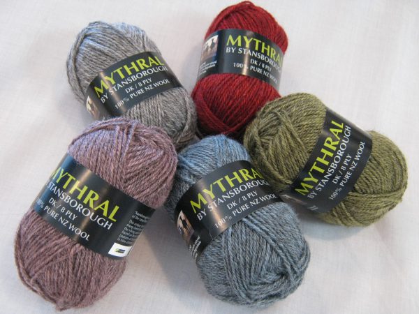Stansborough 8 ply Knitting Yarn and Scarf Pattern Gift Pack5 - Image 9