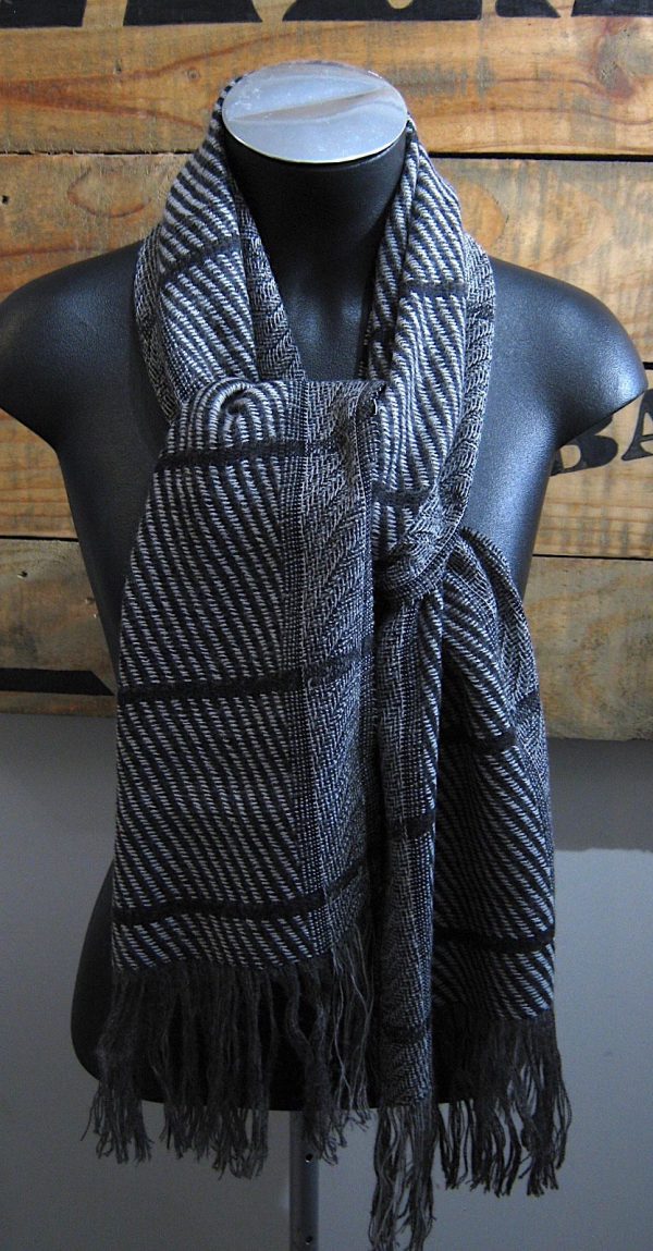 NZ Rugby Licensed Scarf - gift packaged - Image 3