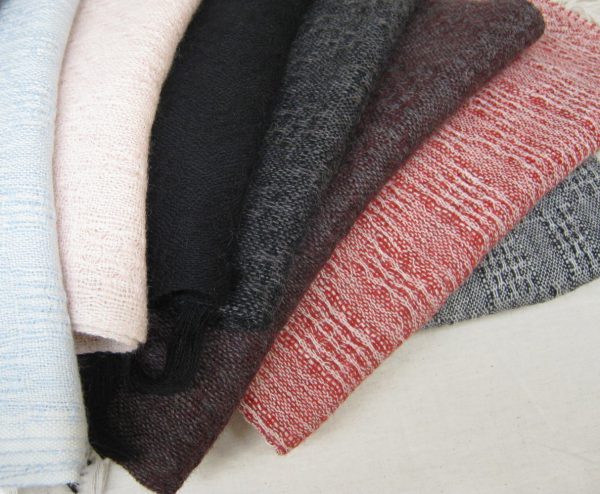 Rich Lace Wraps - Image 4