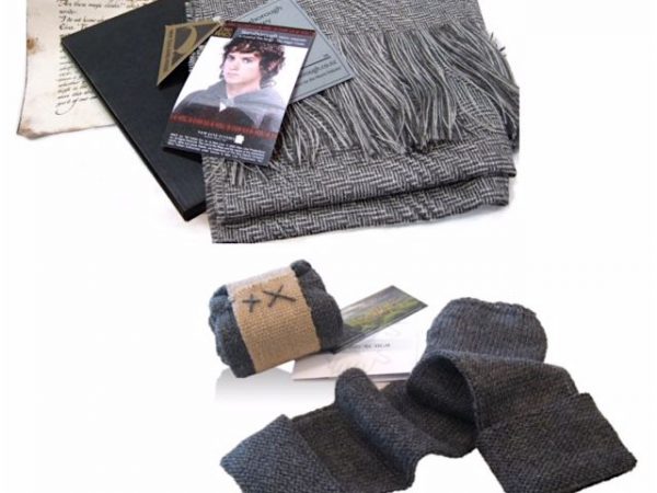 Movie Pack 4 - Scarf and Glove pack