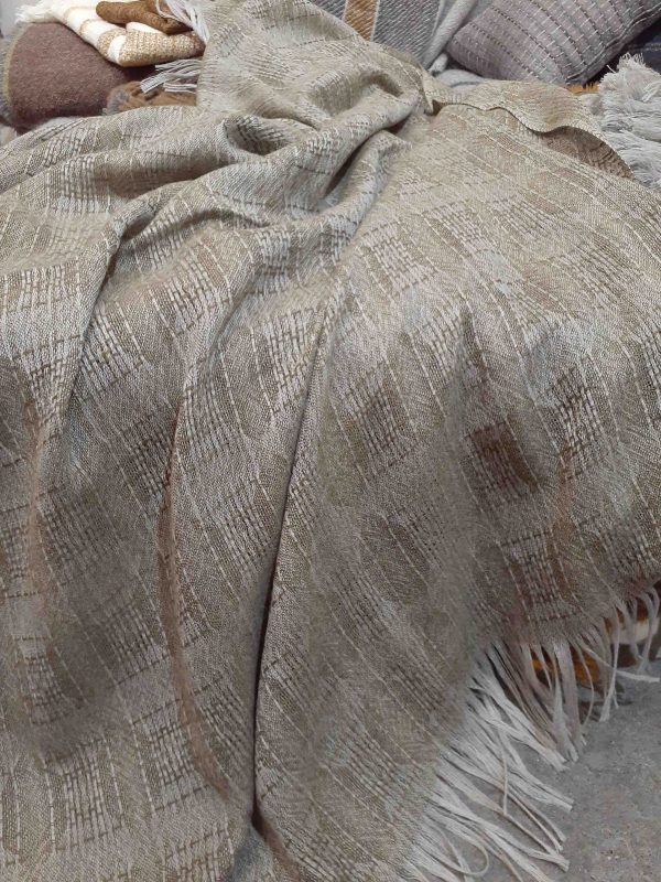 GWT2 Box -  Lustrous Summer Weight Wool Throw - Image 7