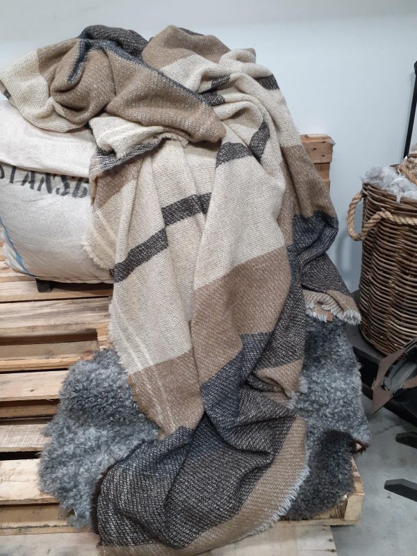 Moroccan Super Size Q/K Blankets  - Totally unique - Image 8